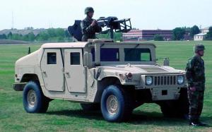 HMMWV M1165 1984 года